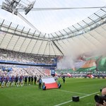 Legia kontra Pogoń - bitwa o Europę. Marsz tysięcy ludzi i chaos w Warszawie