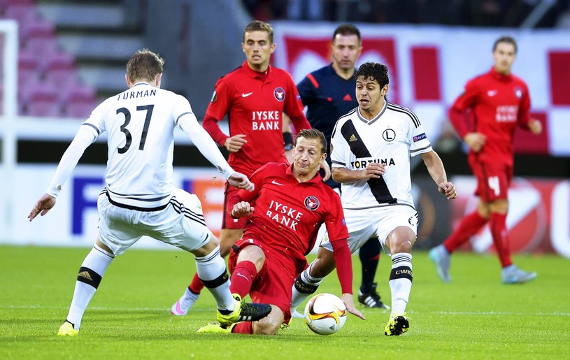 Legia przegrała z FC Midtjylland 0-1 /PAP/EPA