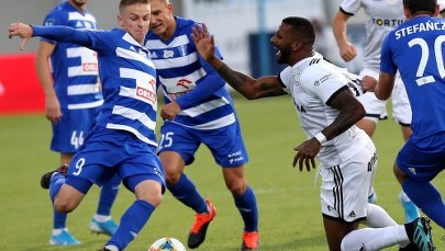 Legia Warszawa przegrała z Wisłą Płock w zaległym meczu Ekstraklasy