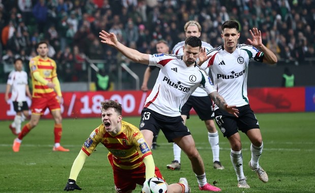 Legia Warszawa w półfinale Pucharu Polski po zaciętym meczu z Jagiellonią Białystok