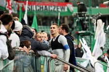 Legia Warszawa znów przegrała. Artur Jędrzejczyk załamany