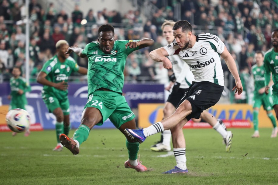 Legia Warszawa zremisowała w meczu przyjaźni z Radomiakiem Radom 1:1 /PAP/Leszek Szymański /PAP