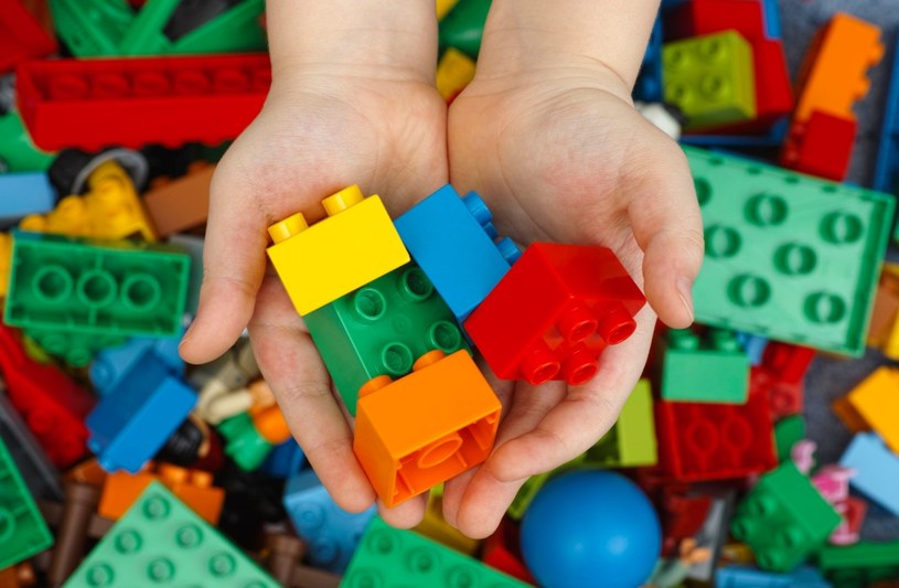 LEGO współpracuje ściśle z organizacją UNICEF /123RF/PICSEL