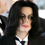 Lekarz flirtował, zamiast ratować Michaela Jacksona?