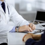 ​Lekarz molestował pacjentki. Śledczy mówią o podstępie