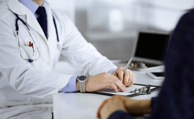 ​Lekarz molestował pacjentki. Śledczy mówią o podstępie