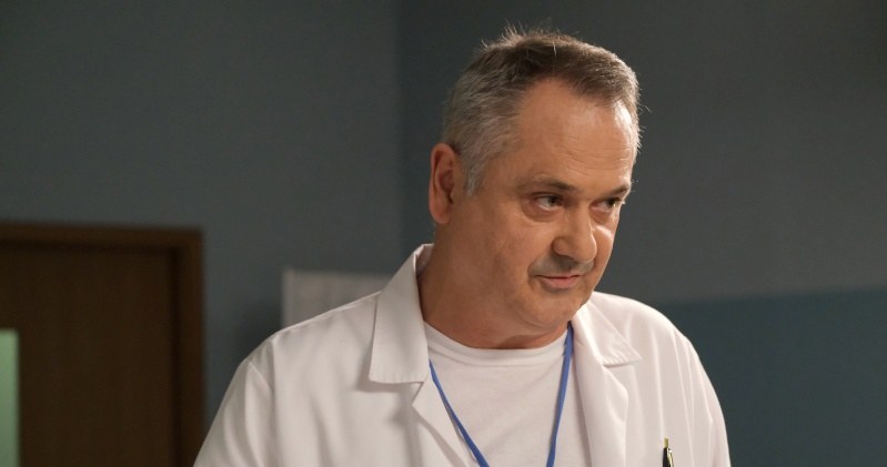 Lekarz nie będzie miał dla Franki dobrych wiadomości /Źródło: AIM