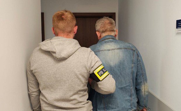 "Lekarz" po zawodówce. Przyjmował pacjentów, przyrządzał leki