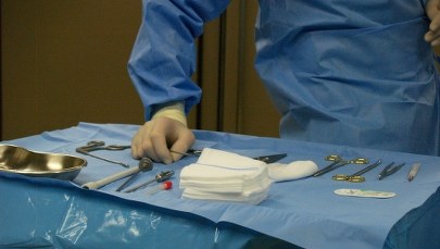 Lekarz usunął pacjentowi zdrową nerkę. Jest wyrok