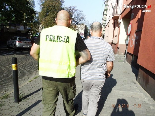 Lekarz został zatrzymany po wyjściu ze swojego gabinetu /Policja /Policja