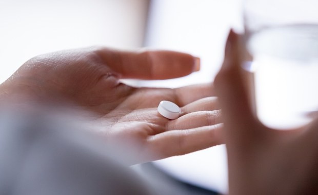 Lekarze krytykują propozycję przepisów w sprawie pigułki "dzień po"