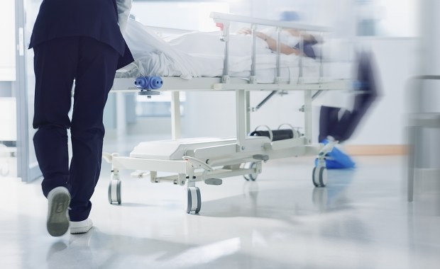 Lekarze myśleli, że to zwykła infekcja. "Czułam się, jakbym płonęła od środka"