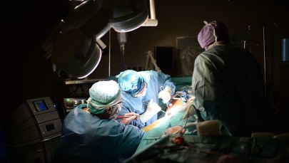 Lekarze z Gliwic dokonali pierwszego na świecie przeszczepu narządów szyi