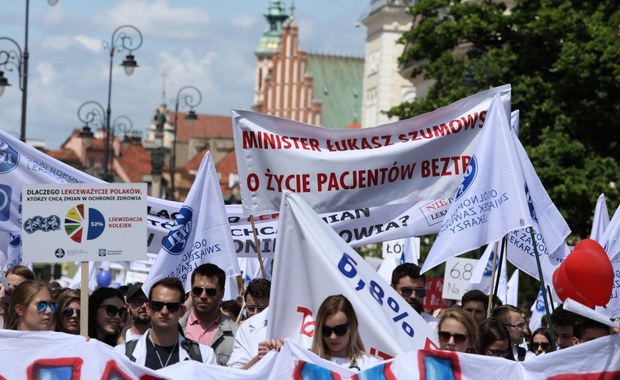 Lekarze zapowiadają październikowy protest. "Ochrona zdrowia cały czas kuleje"