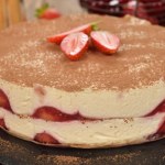 Lekkie, kremowe ciasto na wiosnę i lato. Równie dobre co włoskie tiramisu, a z owocowym bonusem