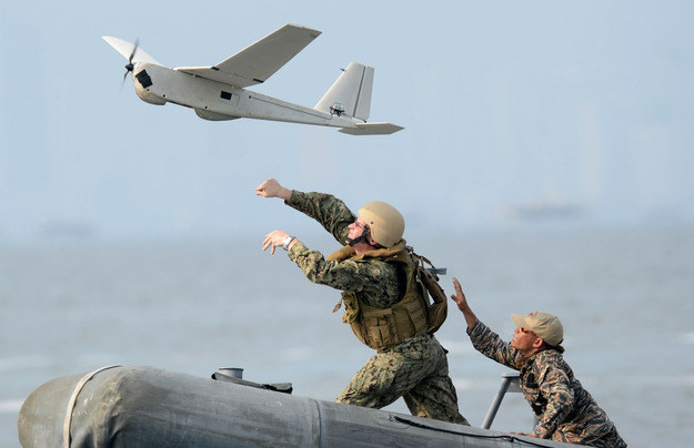 Lekkie samoloty obserwacyjne używane są już obecnie /Getty Images/Flash Press Media