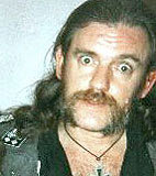 Lemmy (Motörhead) podziwia wdzięki swojej koleżanki... /
