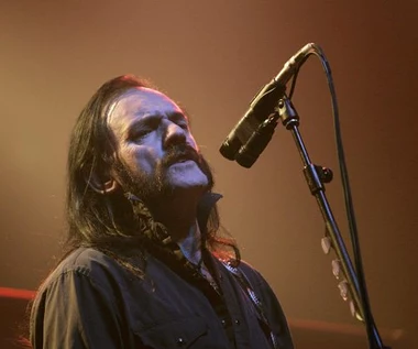 Lemmy: Zabrać ludziom internet