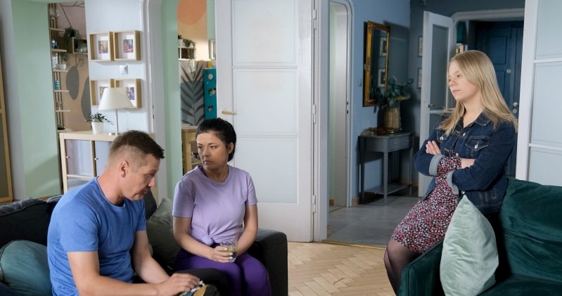 Lenka zdecyduje się zwierzyć swojej mamie /Źródło: AIM