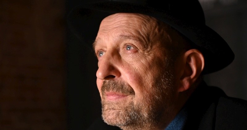 Leon (Janusz Chabior) znajdzie się na liście podejrzanych /Źródło: AIM