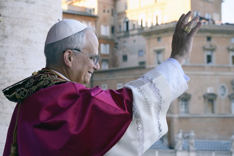 Leon XIV przed istotną decyzją. Tyle może zarabiać. Co zrobi nowy papież?