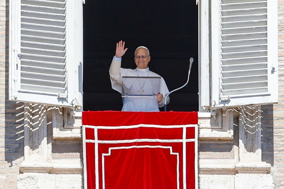 Leon XIV /PAP/EPA/Fabio Frustaci /PAP