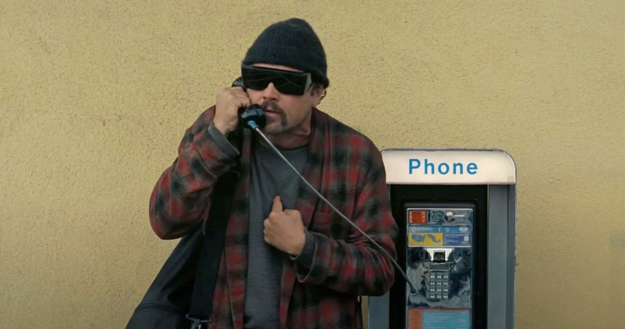 Leonardo DiCaprio w filmie "Jedna bitwa po drugiej" /materiały prasowe