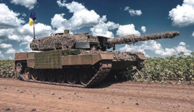 Leopard 2A4 ze specjalnym kamuflażem walczy z Rosjanami