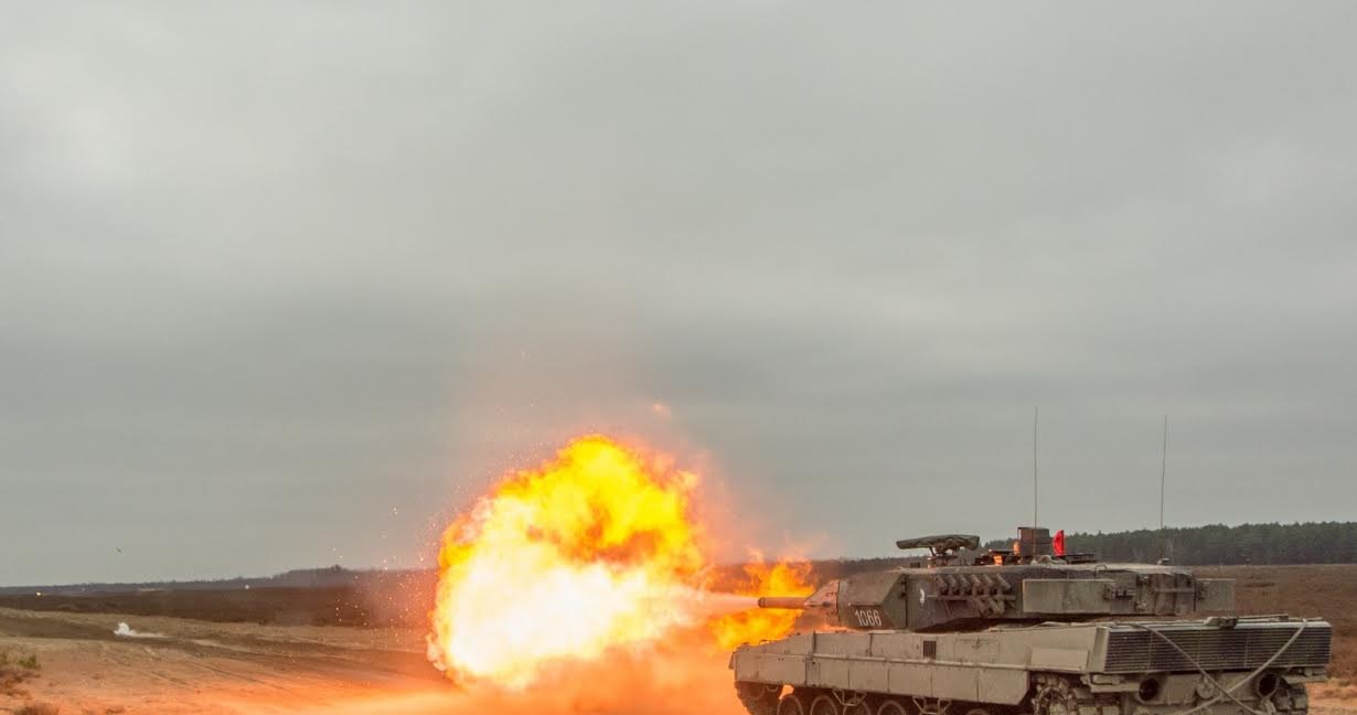 Leopard 2A5 na poligonie. Fot. chor. Rafał Mniedło. /materiały prasowe