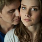 Lepiej nie rób tego w listopadzie. Przynosi pecha w związkach