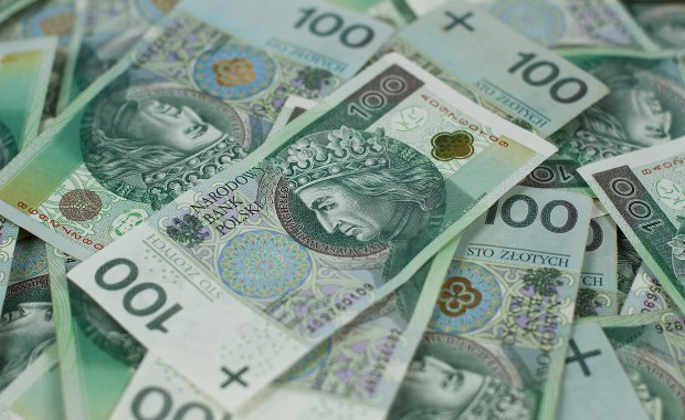 Lepsze od oczekiwań wpływy z podatków. Kilka miliardów więcej