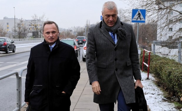 Leszek Czarnecki w prokuraturze, przesłuchanie w związku z aferą KNF