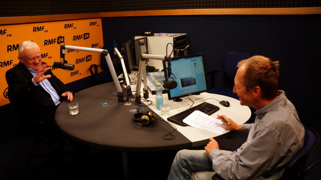 Leszek Miller i Konrad Piasecki w studiu RMF FM /Michał Dukaczewski /RMF FM