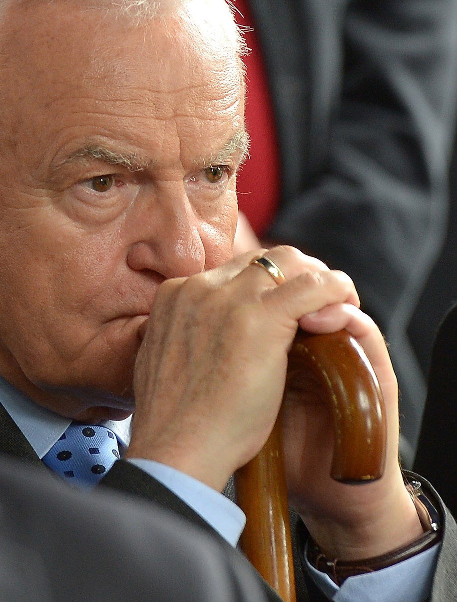 Leszek Miller /Radek Pietruszka /PAP