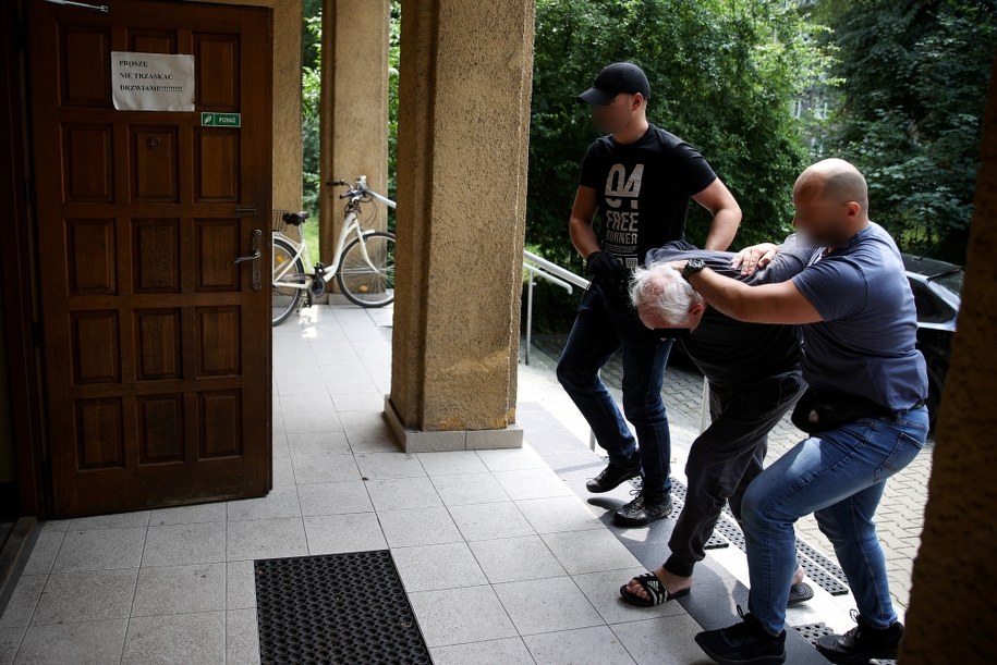 Leszek O. w Prokuraturze Rejonowej Kraków Nowa Huta /	Łukasz Gągulski /PAP