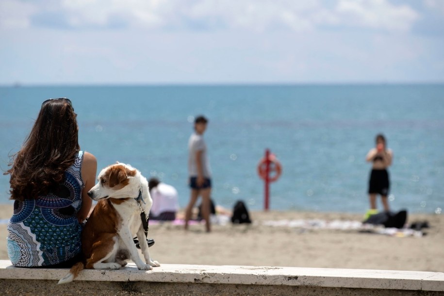 Letni dzień w Ostii /MASSIMO PERCOSSI /PAP/EPA