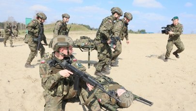 Letnia alternatywa dla pracy sezonowej? Ruszają "Wakacje z wojskiem"