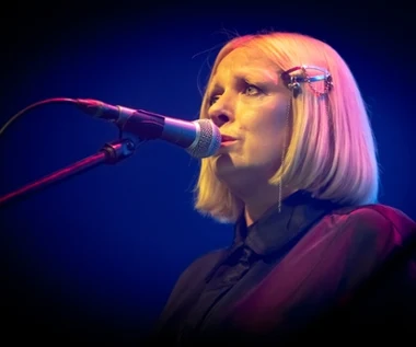 Letnie Brzmienia 2025 w Poznaniu: dzień pierwszy. Pożegnania i powroty [RELACJA] 