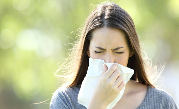 Letnie przeziębienie – skąd się bierze?