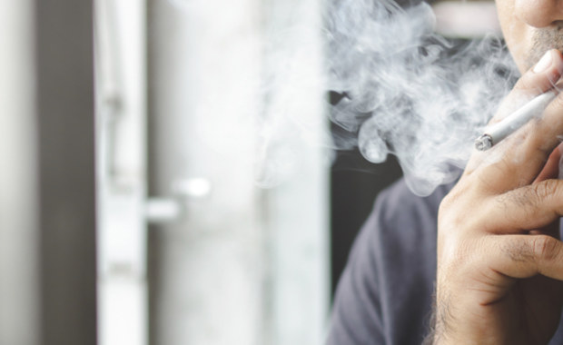 Leukoplakia – choroba palaczy