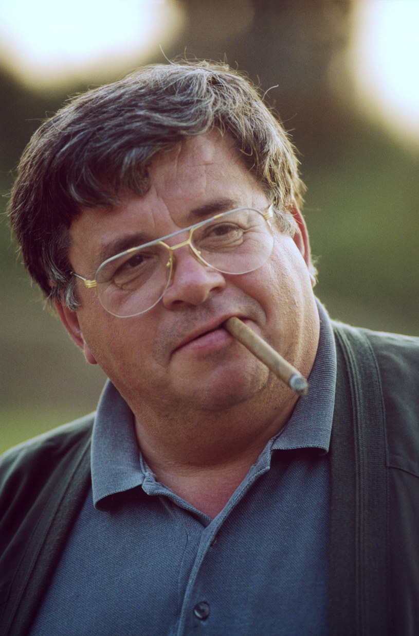 Lew Rywin ze swym nieodłącznym cygarem, 1999 rok /AKPA