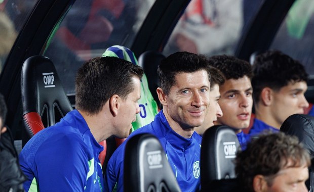 Lewandowski i Szczęsny na osiemnastce Yamala. Drony, raperzy i afera