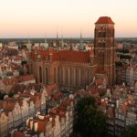 trójmiasto Lewandowski je gofra, Kopernik spaceruje po plaży. Co poszło nie tak z reklamą Trójmiasta?