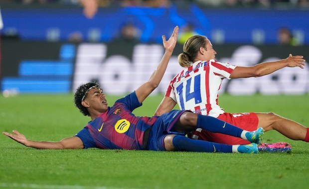 Lewandowski szybko opuścił boisko. Koszmar gospodarzy na Camp Nou