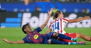 Lewandowski szybko opuścił boisko. Koszmar gospodarzy na Camp Nou