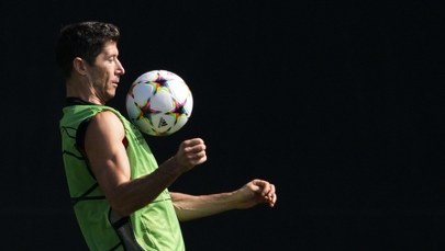 Lewandowski wchodzi do gry w Lidze Mistrzów. Media piszą o „złotym chłopaku”
