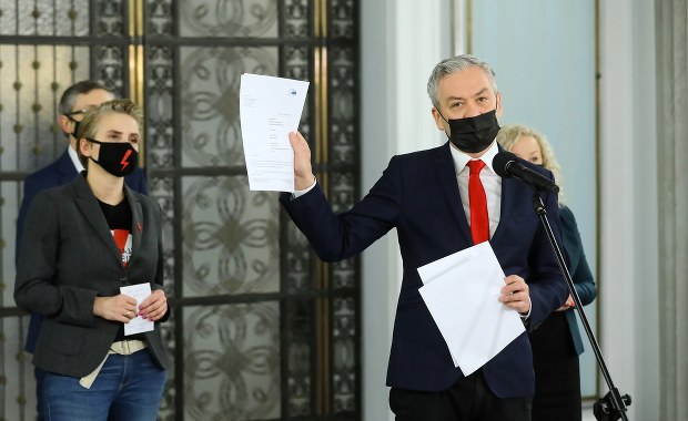 Lewica pisze do papieża Franciszka. Chodzi o sprawę ks. Dymera