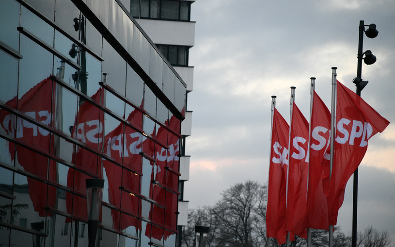 "Lewicowe partie, jak SPD, oddalają się od swoich wartości" /Sascha Schuermann  /AFP