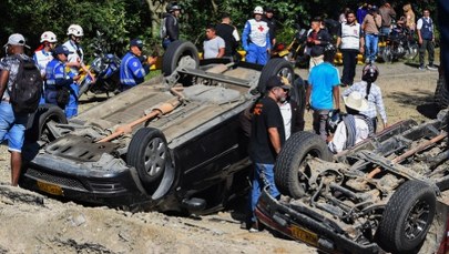 Lewicowi rebelianci przeprowadzili krwawy zamach na autostradzie