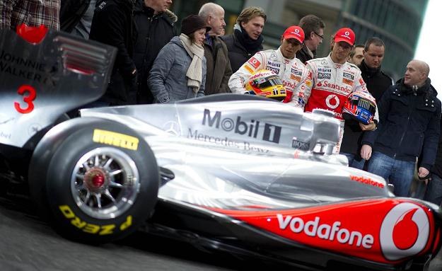 Lewis Hamilton i Jenson Button /AFP